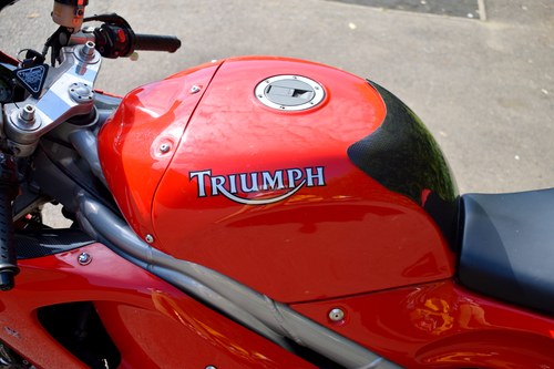 NO RESERVE - 1998 Triumph Daytona T595 For Sale (picture 55 of 104)