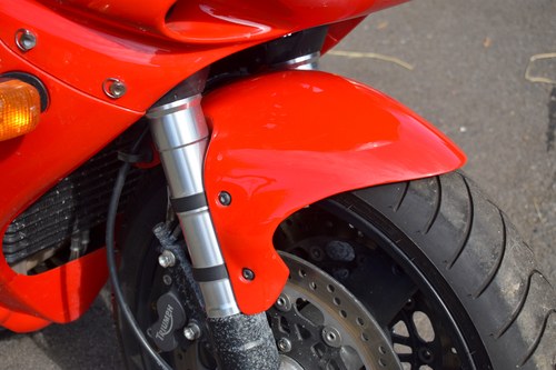 NO RESERVE - 1998 Triumph Daytona T595 For Sale (picture 22 of 104)