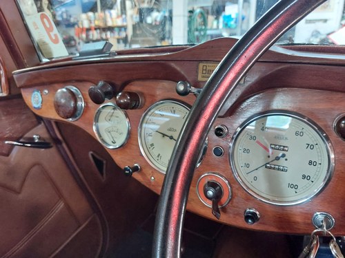 1939 Triumph Dolomite 14/60 Saloon à vendre (picture 44 of 137)
