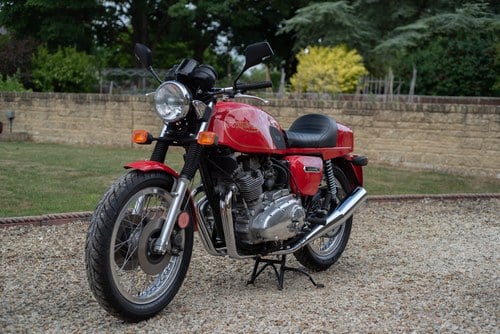 1975 Triumph T160 Legend à vendre (picture 7 of 145)