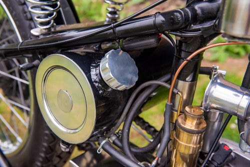 1954 Triumph T100 Pre-Unit Bobber Custom à vendre (picture 77 of 102)