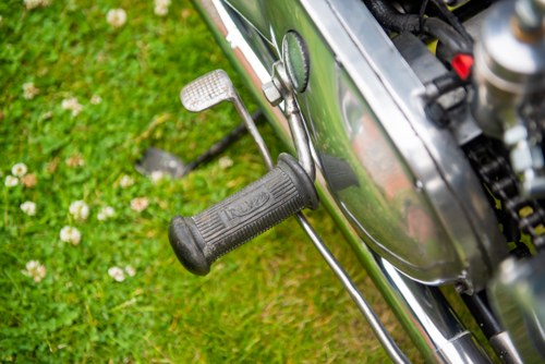 1954 Triumph T100 Pre-Unit Bobber Custom à vendre (picture 48 of 102)