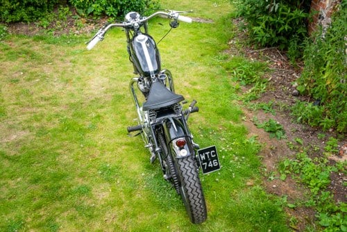 1954 Triumph T100 Pre-Unit Bobber Custom à vendre (picture 16 of 102)