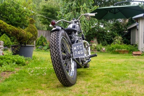 1954 Triumph T100 Pre-Unit Bobber Custom à vendre (picture 10 of 102)