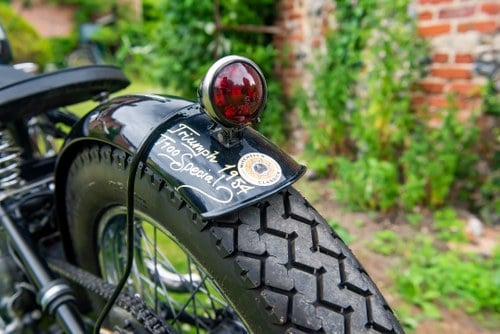1954 Triumph T100 Pre-Unit Bobber Custom à vendre (picture 21 of 102)
