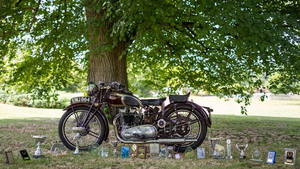 1938 Triumph Speed Twin 5T For Sale (picture :index of 9)
