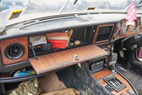 1974 Triumph Stag V8 automatic For Sale (picture 19 of 139)