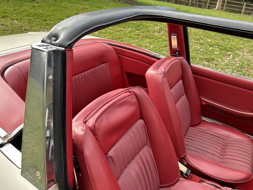 1971 Triumph Stag Convertible In vendita (immagine 43 di 179)