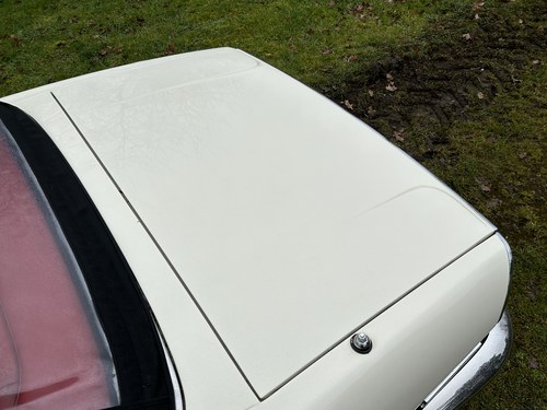 1971 Triumph Stag Convertible In vendita (immagine 101 di 179)