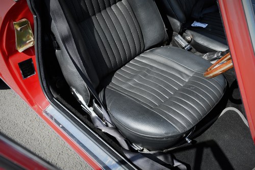 RESERVE LOWERED - 1972 Triumph Stag Convertible Te koop (foto 40 van 140)