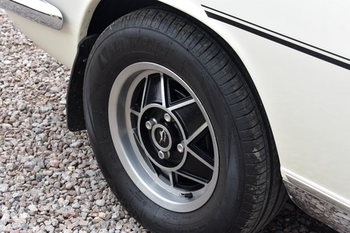 RESERVE LOWERED - 1973 Triumph Stag Te koop (foto 15 van 147)