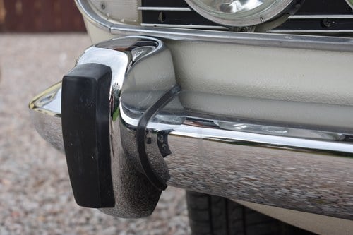 RESERVE LOWERED - 1973 Triumph Stag Te koop (foto 77 van 147)