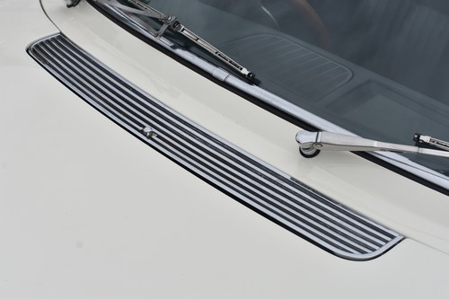 RESERVE LOWERED - 1973 Triumph Stag Te koop (foto 82 van 147)