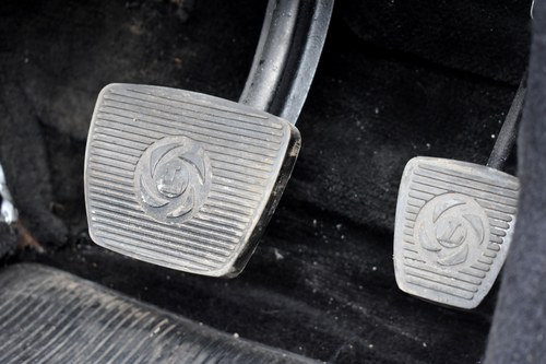 RESERVE LOWERED - 1973 Triumph Stag Te koop (foto 46 van 147)