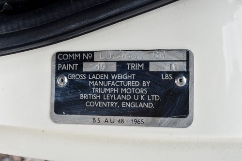 RESERVE LOWERED - 1973 Triumph Stag Te koop (foto 138 van 147)