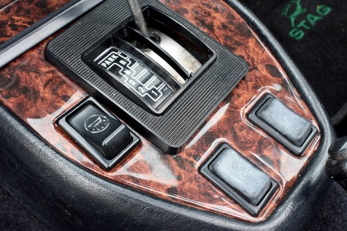 RESERVE LOWERED - 1973 Triumph Stag Te koop (foto 39 van 147)