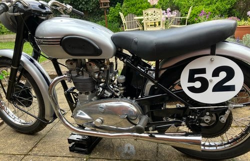 1952 Triumph Tiger 100 with Complete Racing Kit zum Verkauf (Bild 4 von 27)