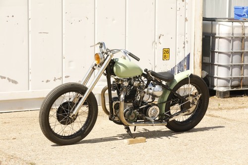 1949 Triumph T100/650 Thunderbird ‘Bobber’ zum Verkauf (Bild 5 von 110)