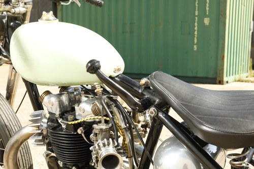 1949 Triumph T100/650 Thunderbird ‘Bobber’ zum Verkauf (Bild 62 von 110)