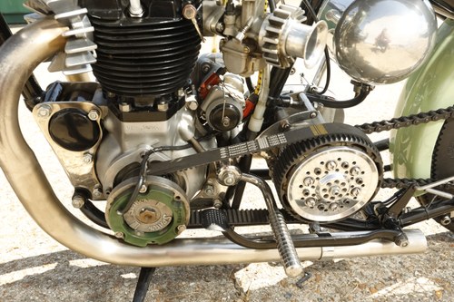 1949 Triumph T100/650 Thunderbird ‘Bobber’ zum Verkauf (Bild 91 von 110)