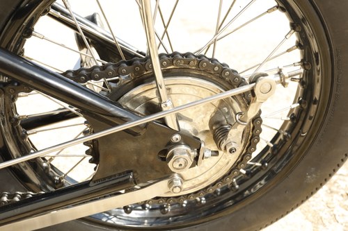 1949 Triumph T100/650 Thunderbird ‘Bobber’ zum Verkauf (Bild 41 von 110)