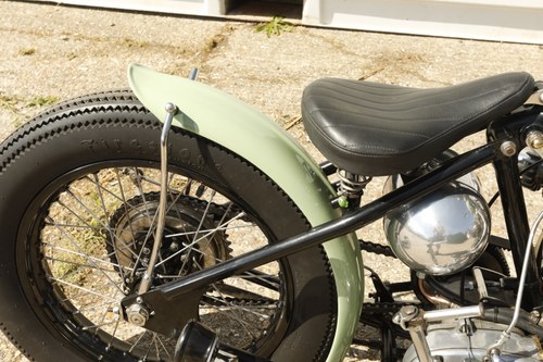 1949 Triumph T100/650 Thunderbird ‘Bobber’ zum Verkauf (Bild 36 von 110)