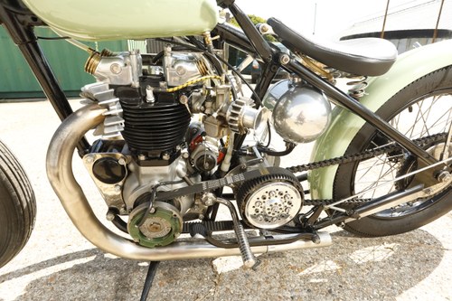 1949 Triumph T100/650 Thunderbird ‘Bobber’ zum Verkauf (Bild 86 von 110)
