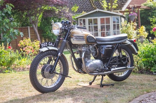 1964 Triumph Tiger 90 Te koop (foto 15 van 139)