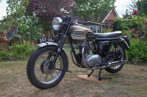 1964 Triumph Tiger 90 Te koop (foto 10 van 139)