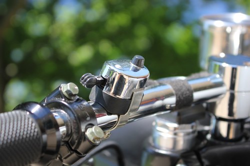 RESERVE LOWERED - 1965 Triumph Tiger T90 Bobber In vendita (immagine 26 di 58)