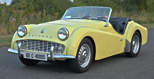 1960 Triumph TR3A LHD à venda (imagem 1 de 50)