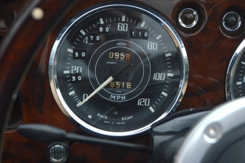 1964 Triumph TR4 Te koop (foto 79 van 283)