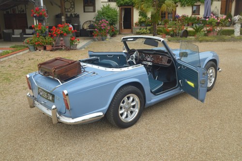 1964 Triumph TR4 Te koop (foto 11 van 283)