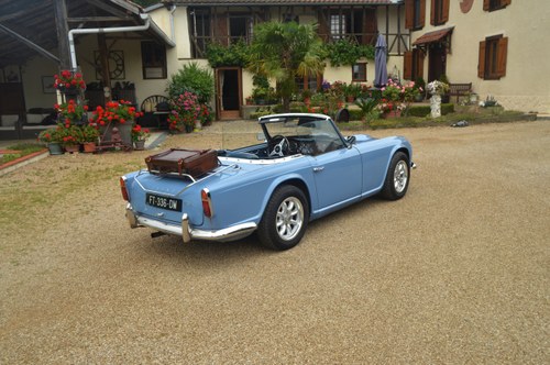 1964 Triumph TR4 Te koop (foto 4 van 283)