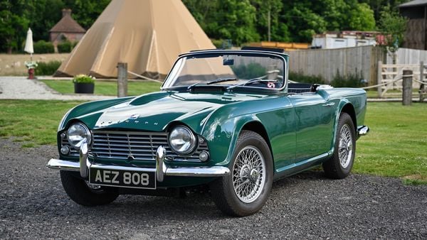 1964 Triumph TR4 (LHD) For Sale (picture :index of 13)