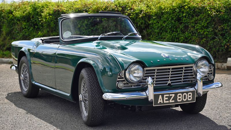 1964 Triumph TR4 (LHD) For Sale (picture 1 of 112)
