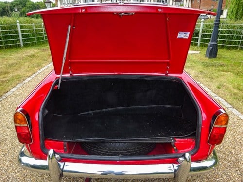 1964 Triumph TR4 ‘Surrey Top’ For Sale (picture 126 of 169)