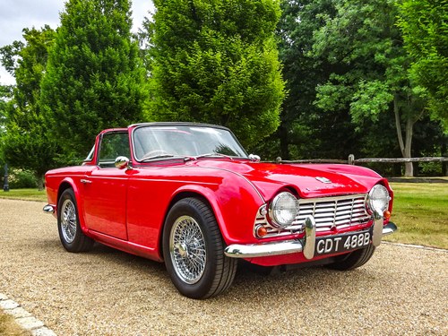 1964 Triumph TR4 ‘Surrey Top’ For Sale (picture 1 of 169)