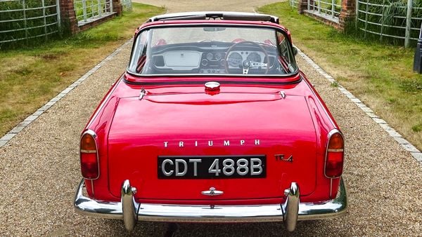 1964 Triumph TR4 ‘Surrey Top’ For Sale (picture :index of 10)