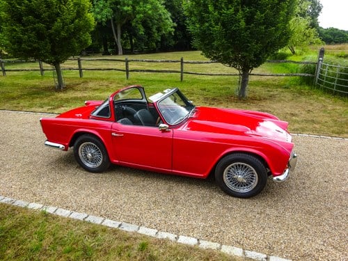 1964 Triumph TR4 ‘Surrey Top’ For Sale (picture 26 of 169)
