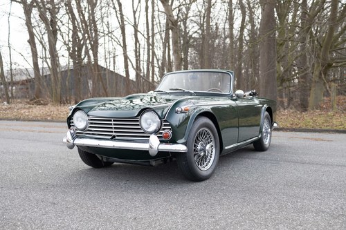 1967 Triumph TR4 A IRS à vendre (picture 2 of 115)