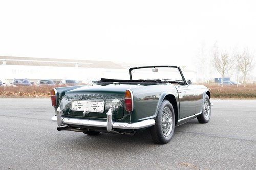 1967 Triumph TR4 A IRS à vendre (picture 6 of 115)