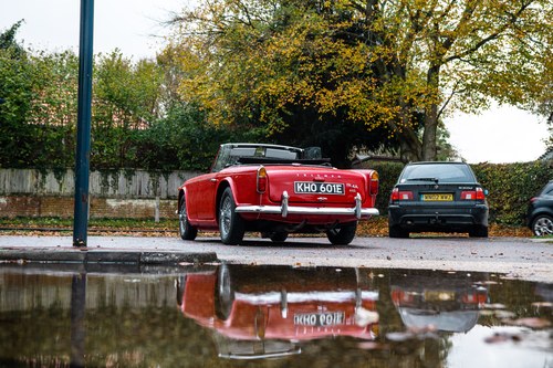 1967 Triumph TR4A Te koop (foto 5 van 171)