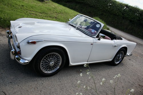 1967 Triumph TR4A IRS For Sale (picture 8 of 92)