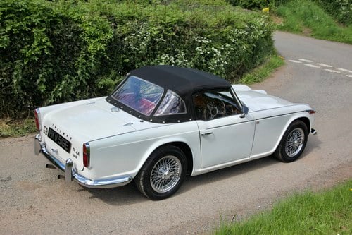 1967 Triumph TR4A IRS For Sale (picture 18 of 92)