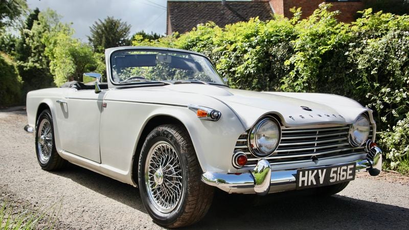 1967 Triumph TR4A IRS For Sale (picture 1 of 93)
