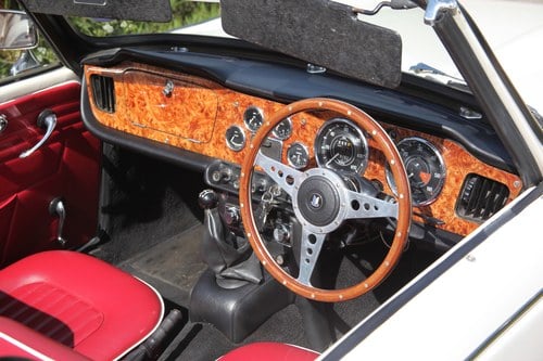 1967 Triumph TR4A IRS For Sale (picture 31 of 92)