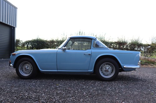 1966 Triumph TR4A Te koop (foto 12 van 145)
