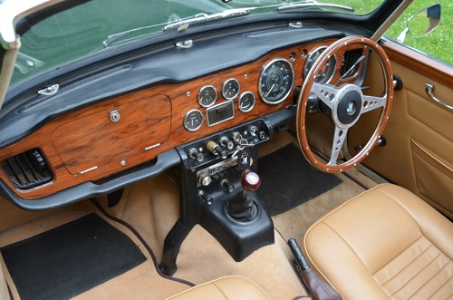 1966 Triumph TR4A IRS à vendre (picture 33 of 59)