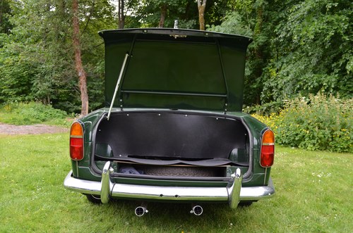 1966 Triumph TR4A IRS à vendre (picture 41 of 59)